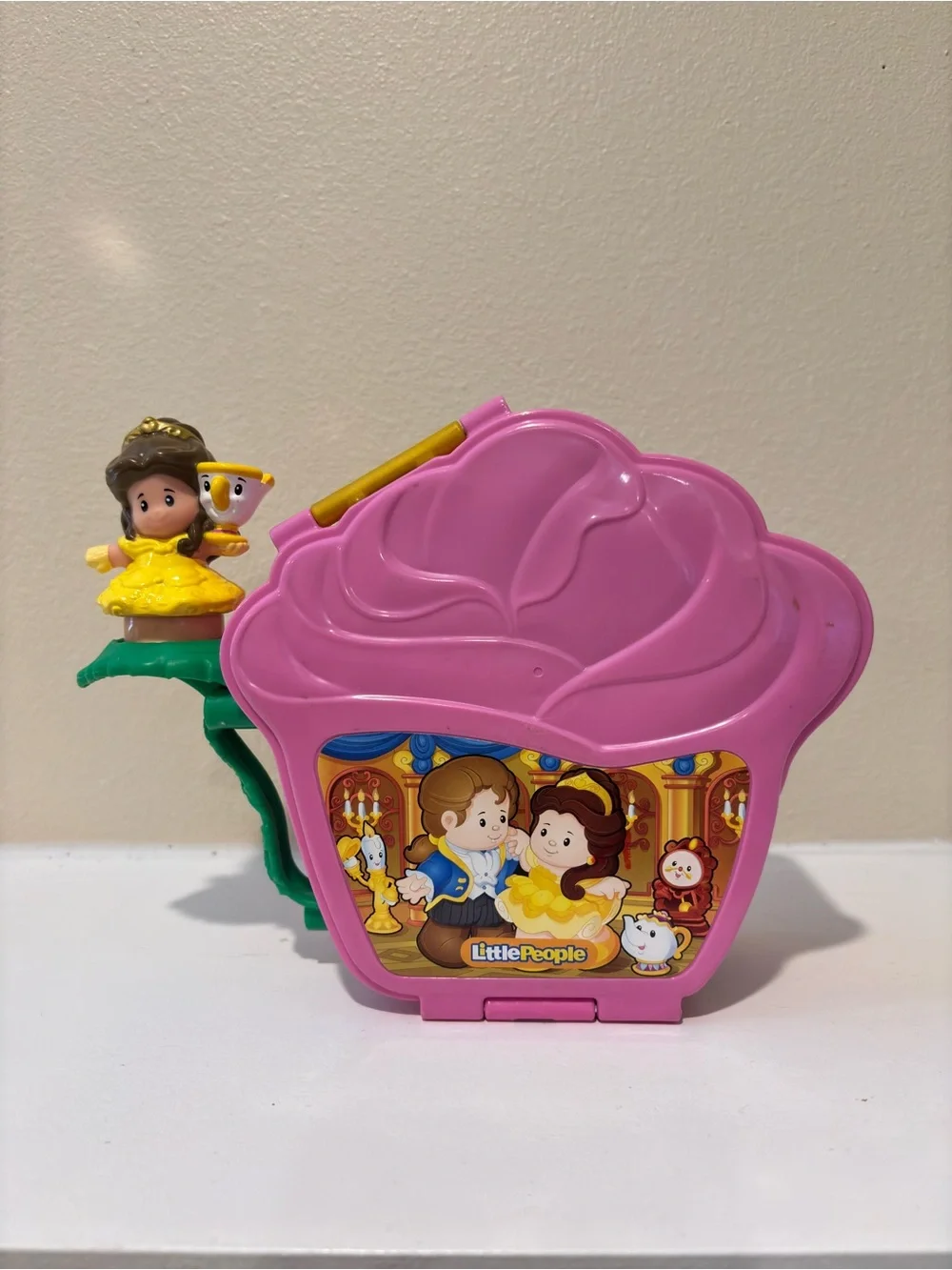 Fisher-Price Little People Belle Rose Playset - Pink, Yellow, Green